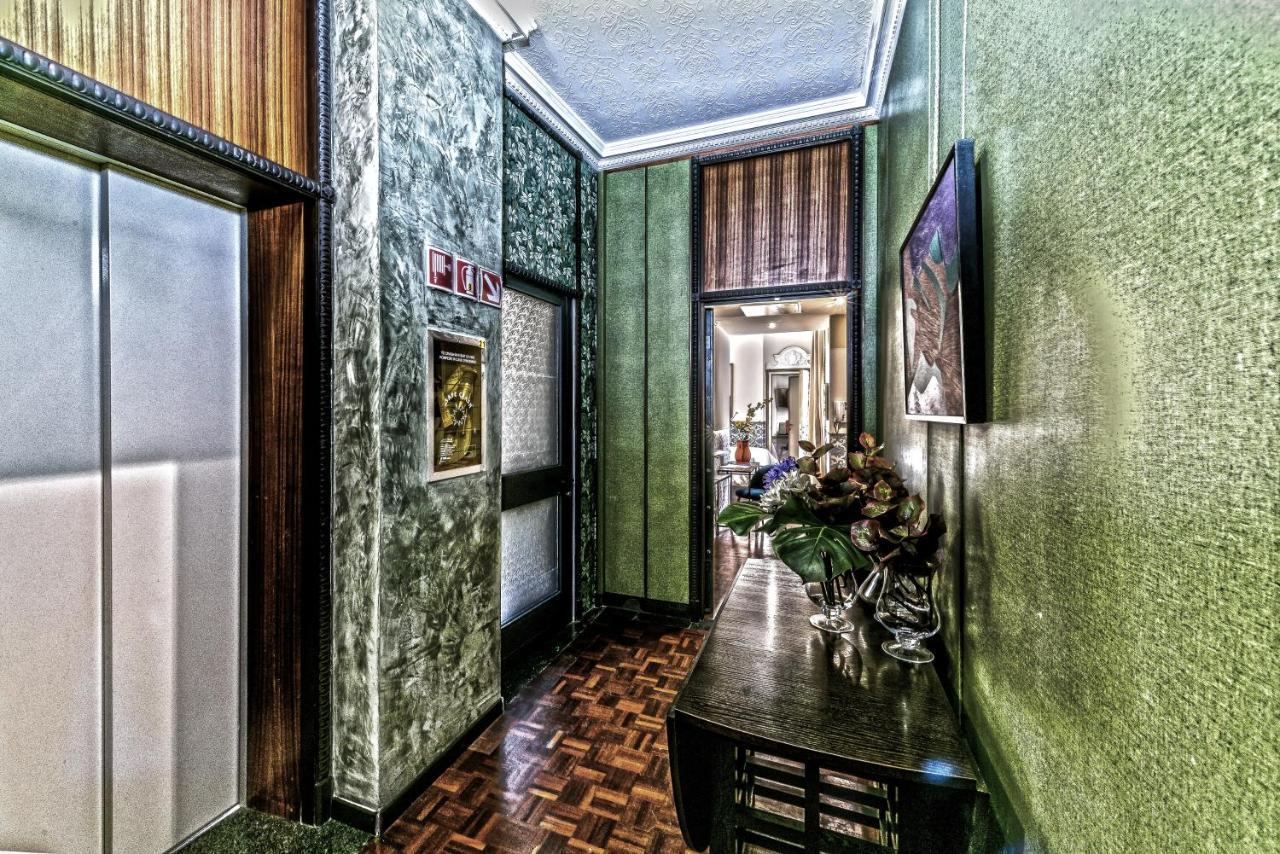 Riviere Private Rooms Alla Scala 米兰 外观 照片